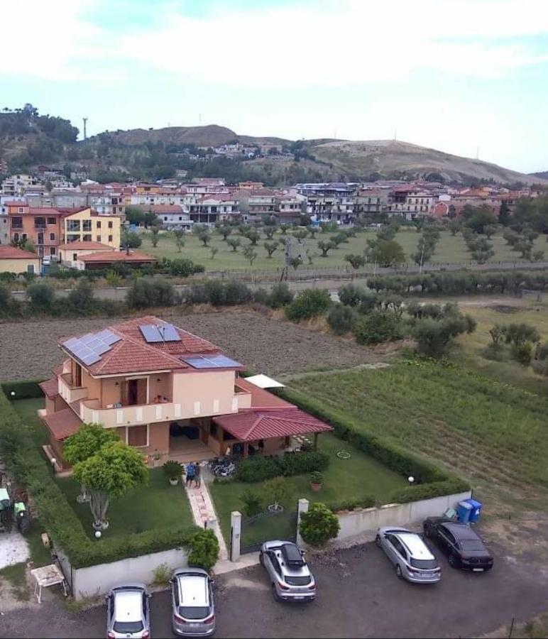 Bed & Breakfast La Villetta Botricello Bagian luar foto