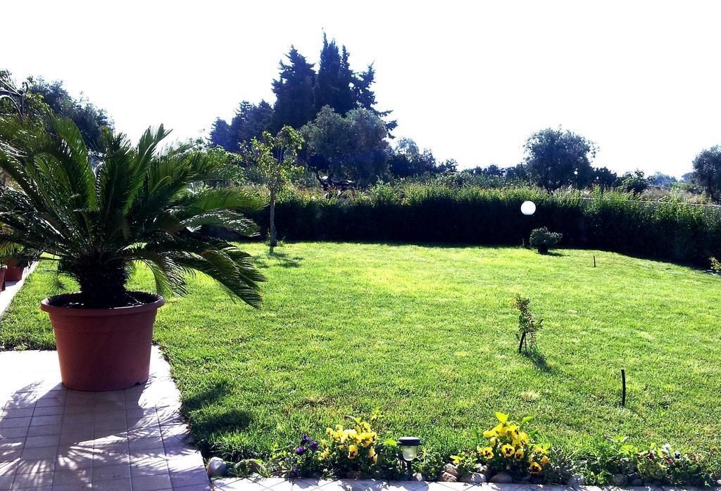 Bed & Breakfast La Villetta Botricello Bagian luar foto