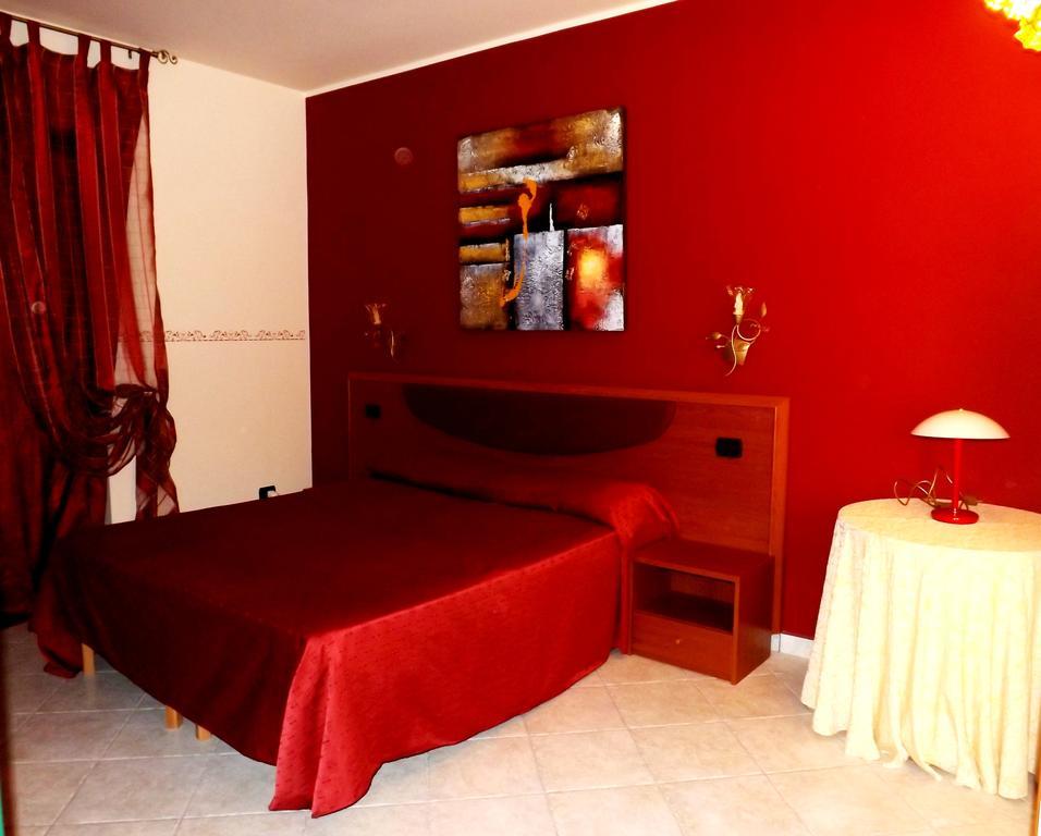 Bed & Breakfast La Villetta Botricello Bagian luar foto