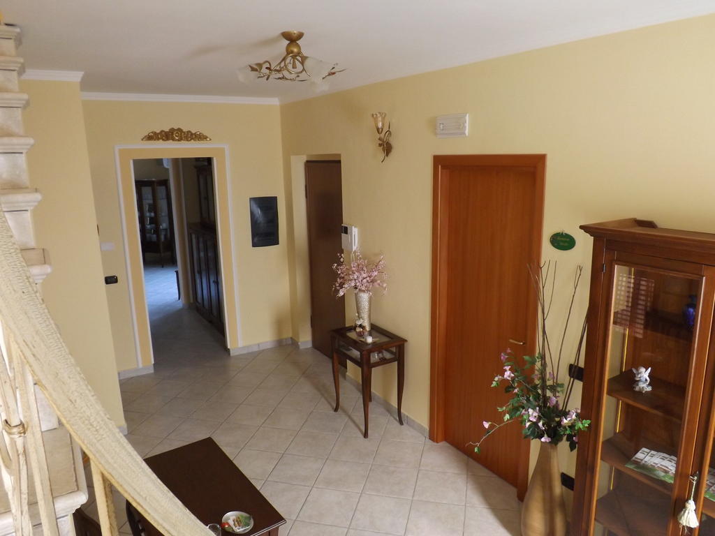 Bed & Breakfast La Villetta Botricello Bagian luar foto